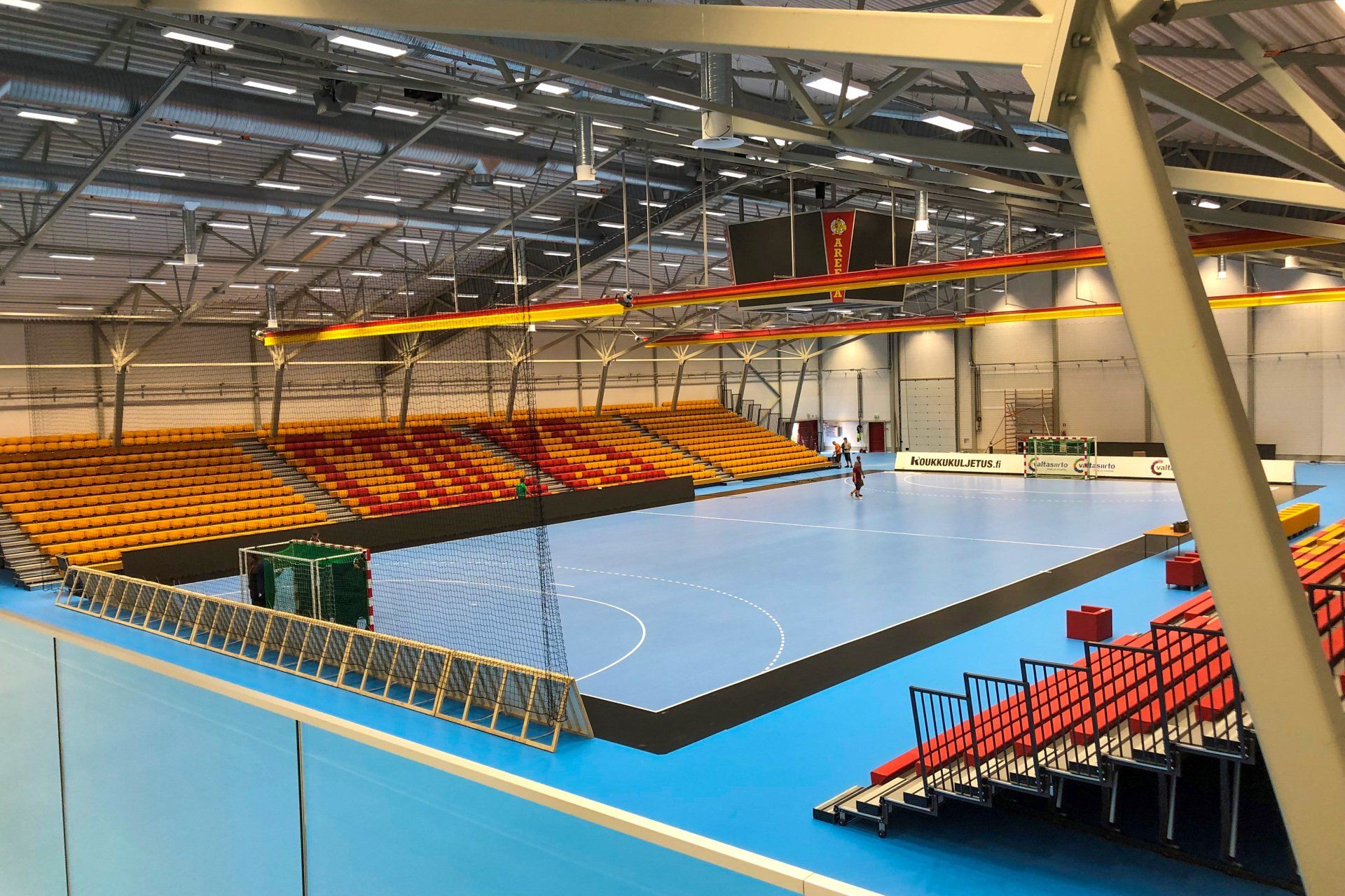 Interkal EXCEL Seat Modules with ComfoBack Backrests and POLARIS multi-purpose seats at the Riihimaki Sports Hall in Iceland.