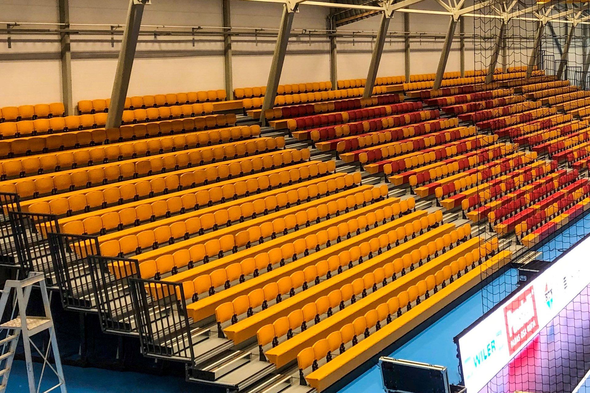 Interkal EXCEL Seat Modules with ComfoBack Backrests and POLARIS multi-purpose seats at the Riihimaki Sports Hall in Iceland.