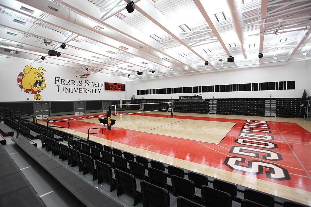 Interkal EXCEL Seat Modules with ComfoBack Backrests on a Wide Deck Premier Platform at the Ferris State University gym.