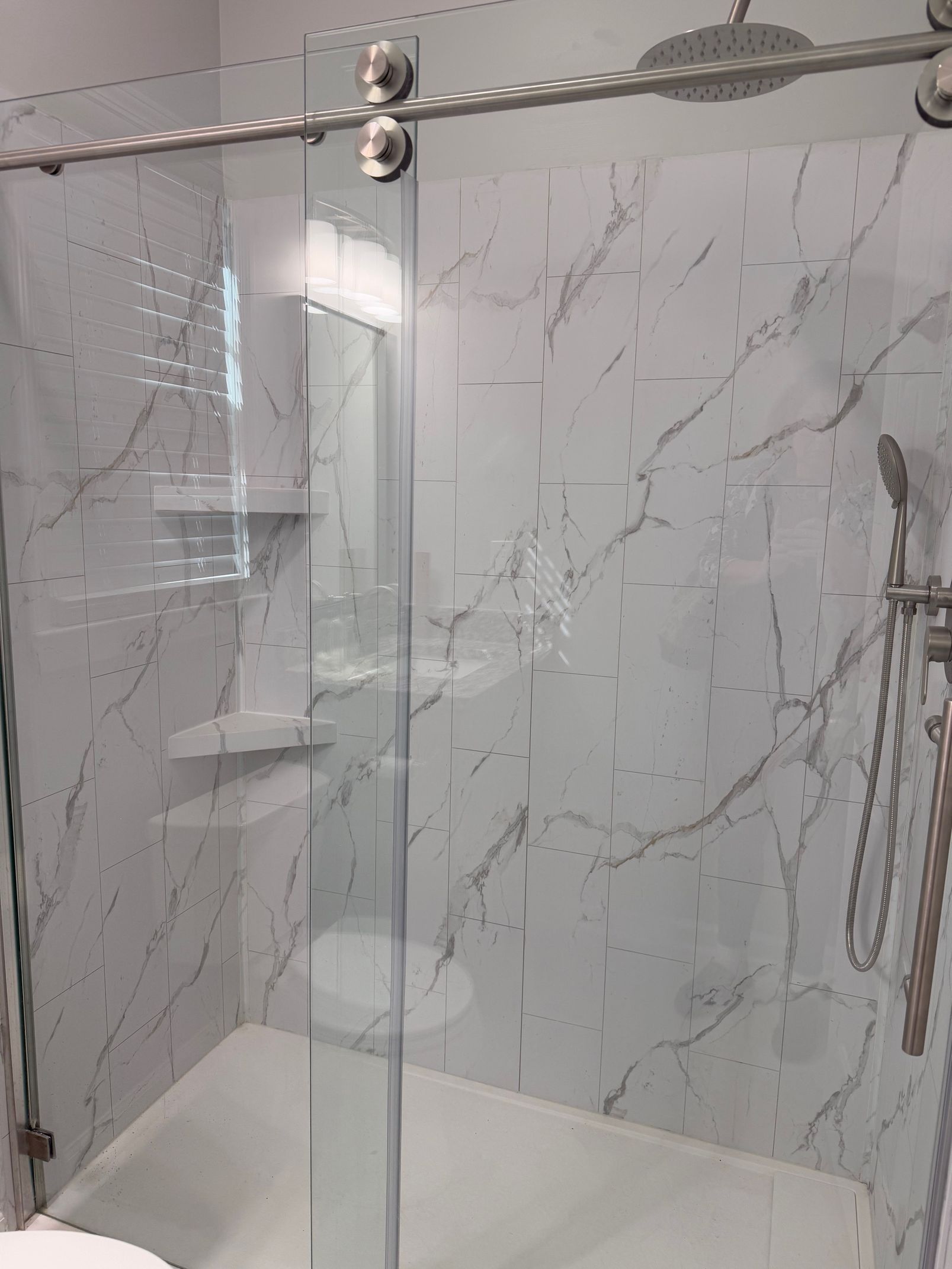 Guest bathroom remodel in Lilburn, GA