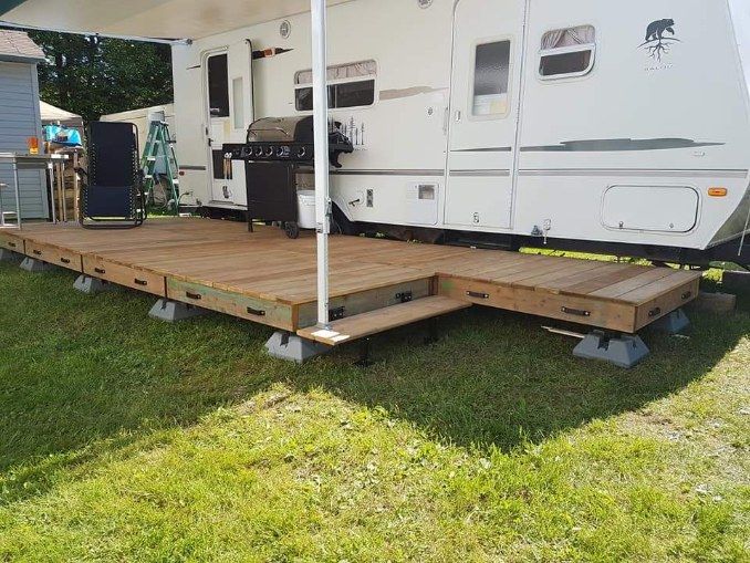 Bois de cèdre - Terrasse de 8'x24' - Pour rolotte 24'