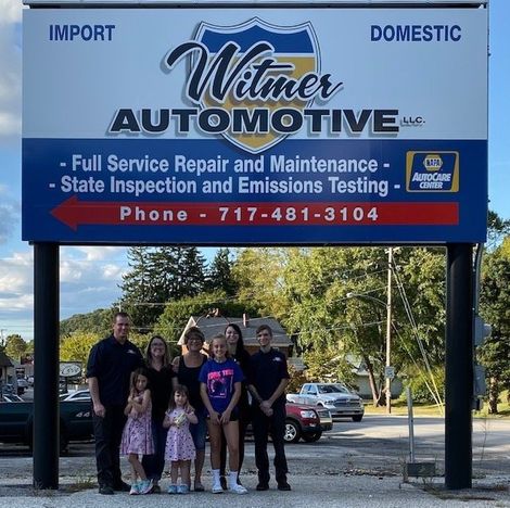 A group of people involved in auto repair for North York, PA