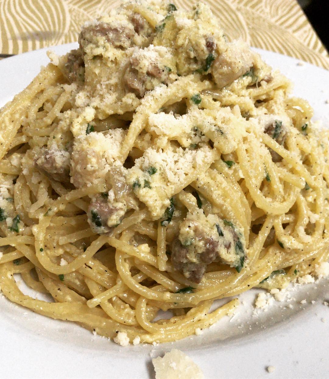 Spaghetti ai funghi e formaggio