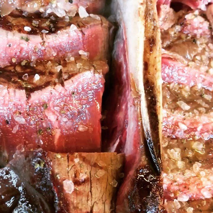 Dettaglio di una bistecca alla Fiorentina