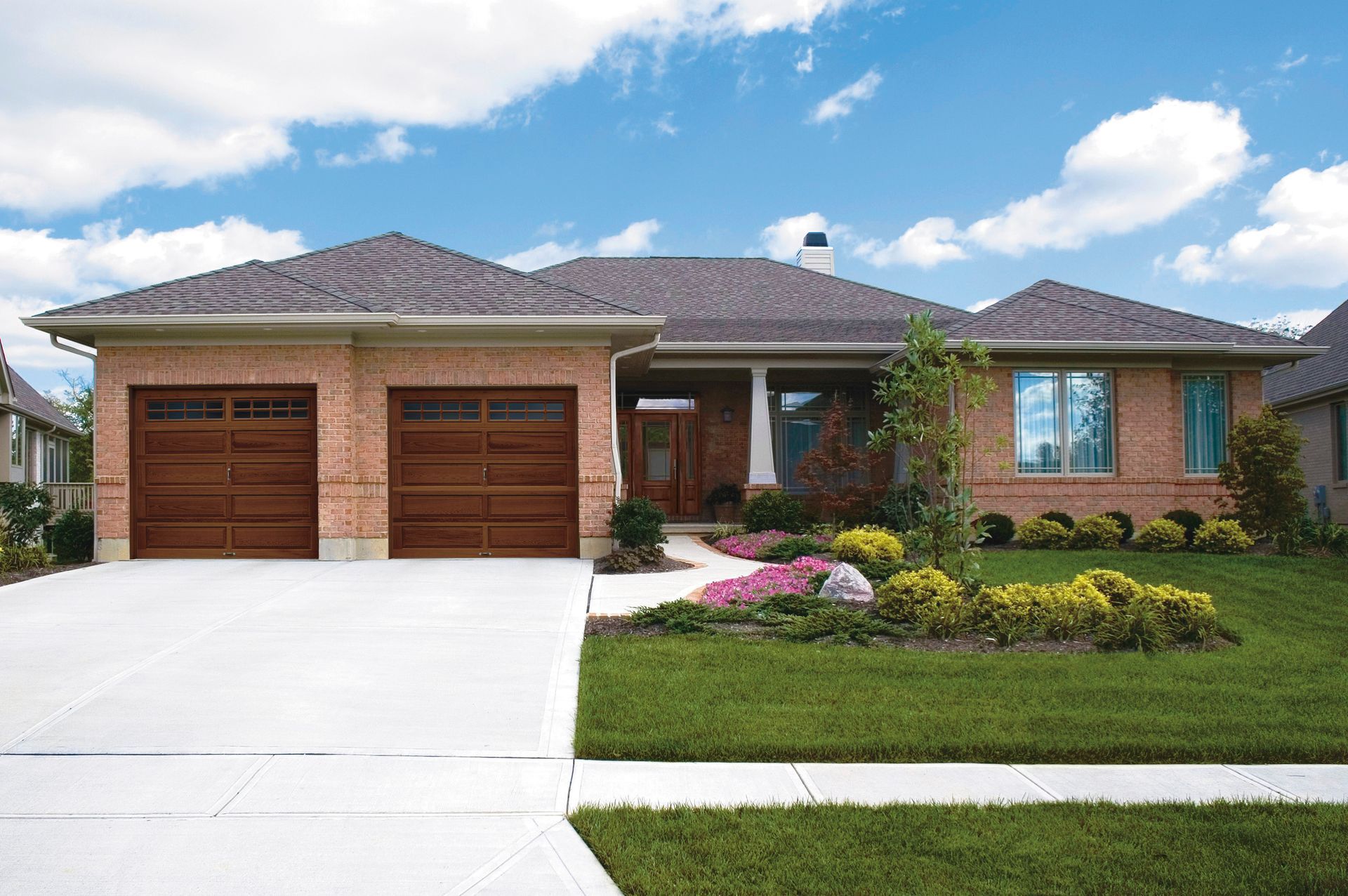 Clopay - Classic Wood Gallery