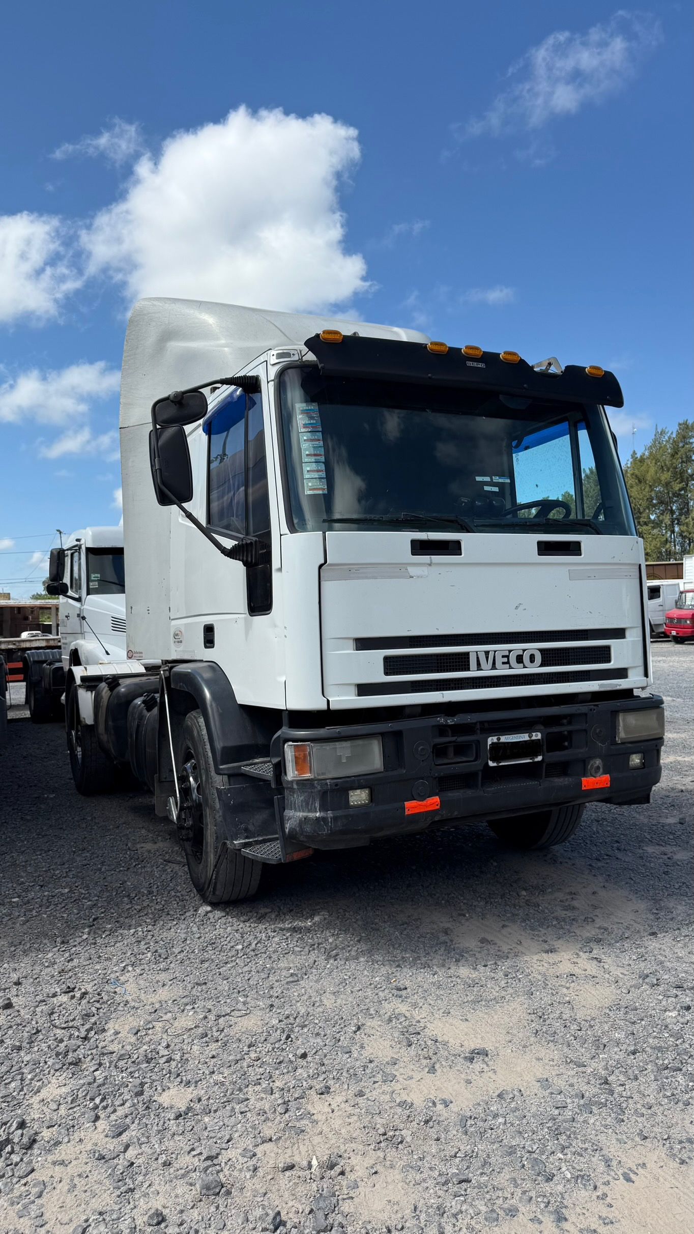 Iveco 170E22 Tractor c/ dormitorio