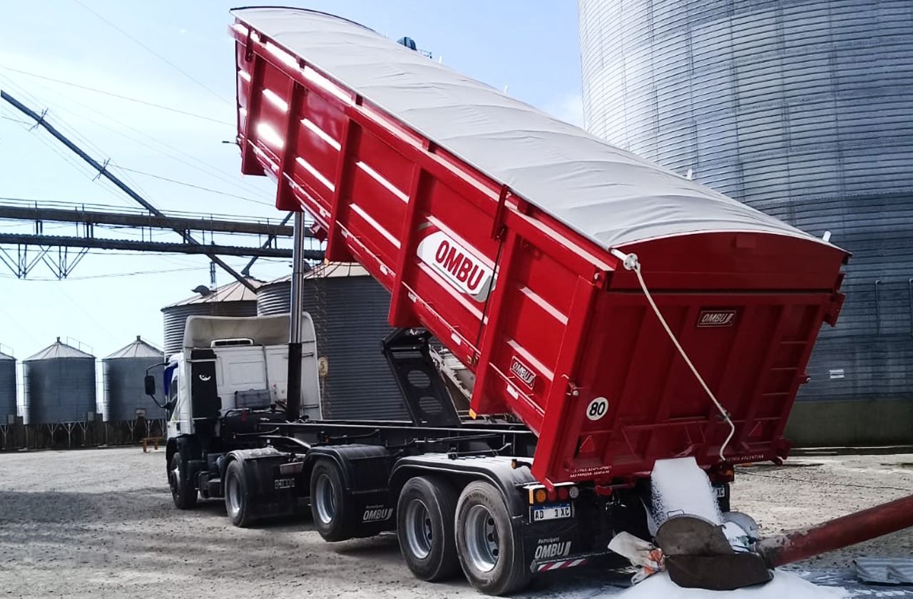 Semirremolque de Vuelco Trasero Tipo Batea 40m3
