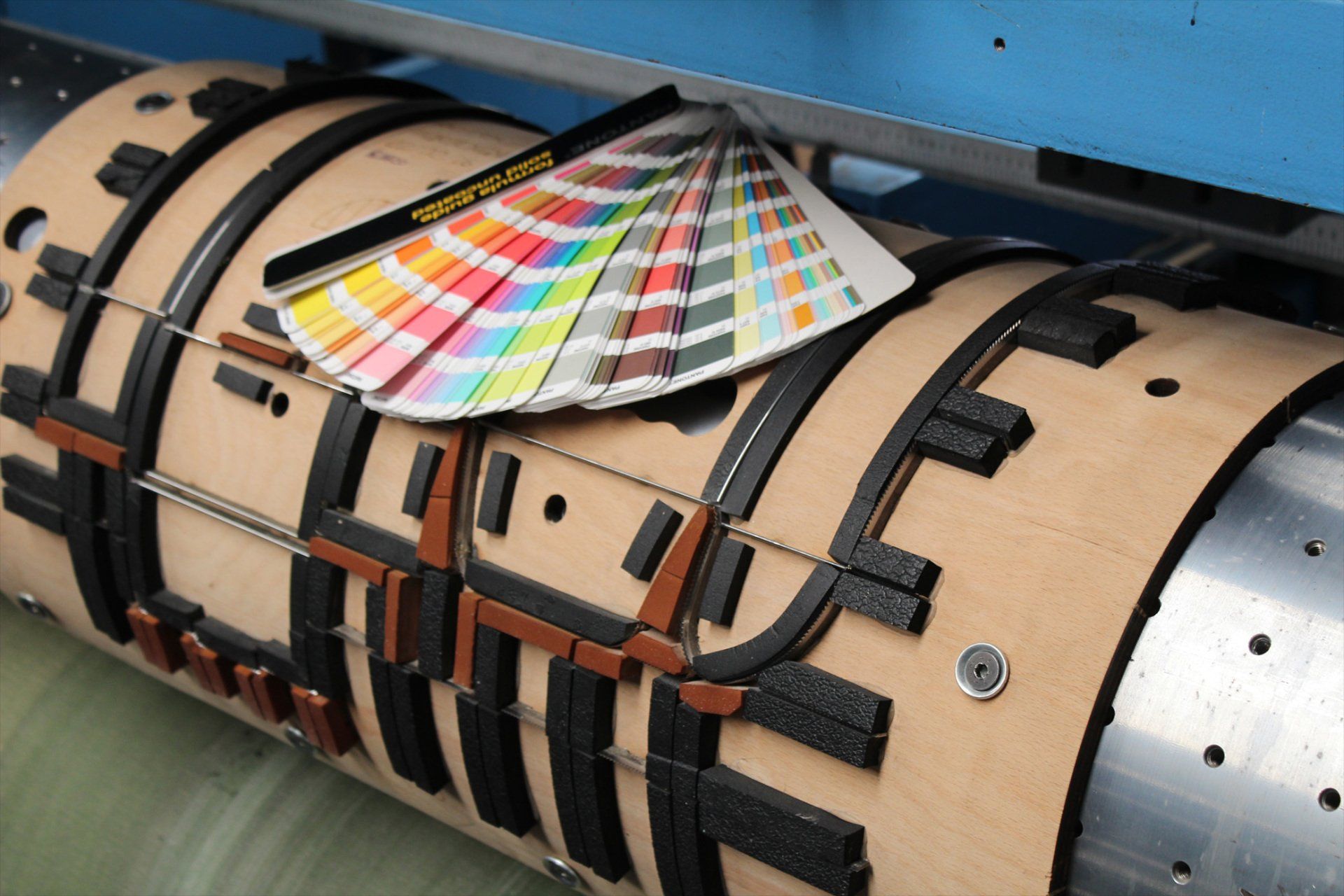 stampa colorata su cartone