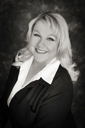 Lisa Brys Speaker & Trainer