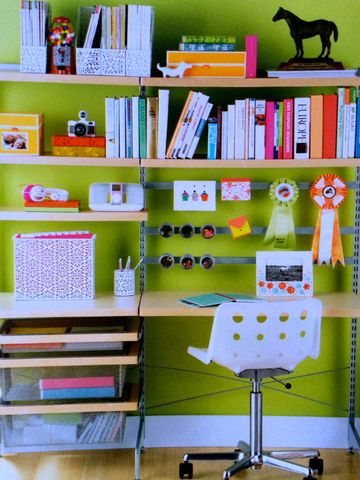 Little girls room