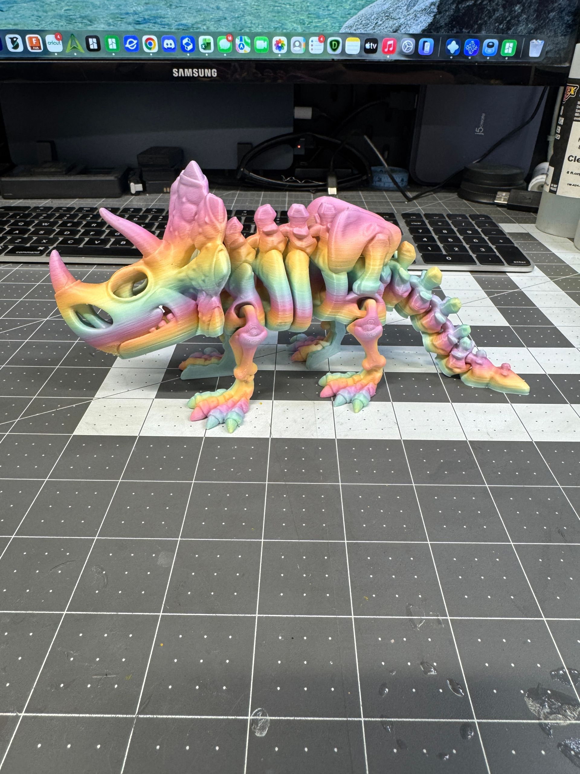 Flexi-Triceratops