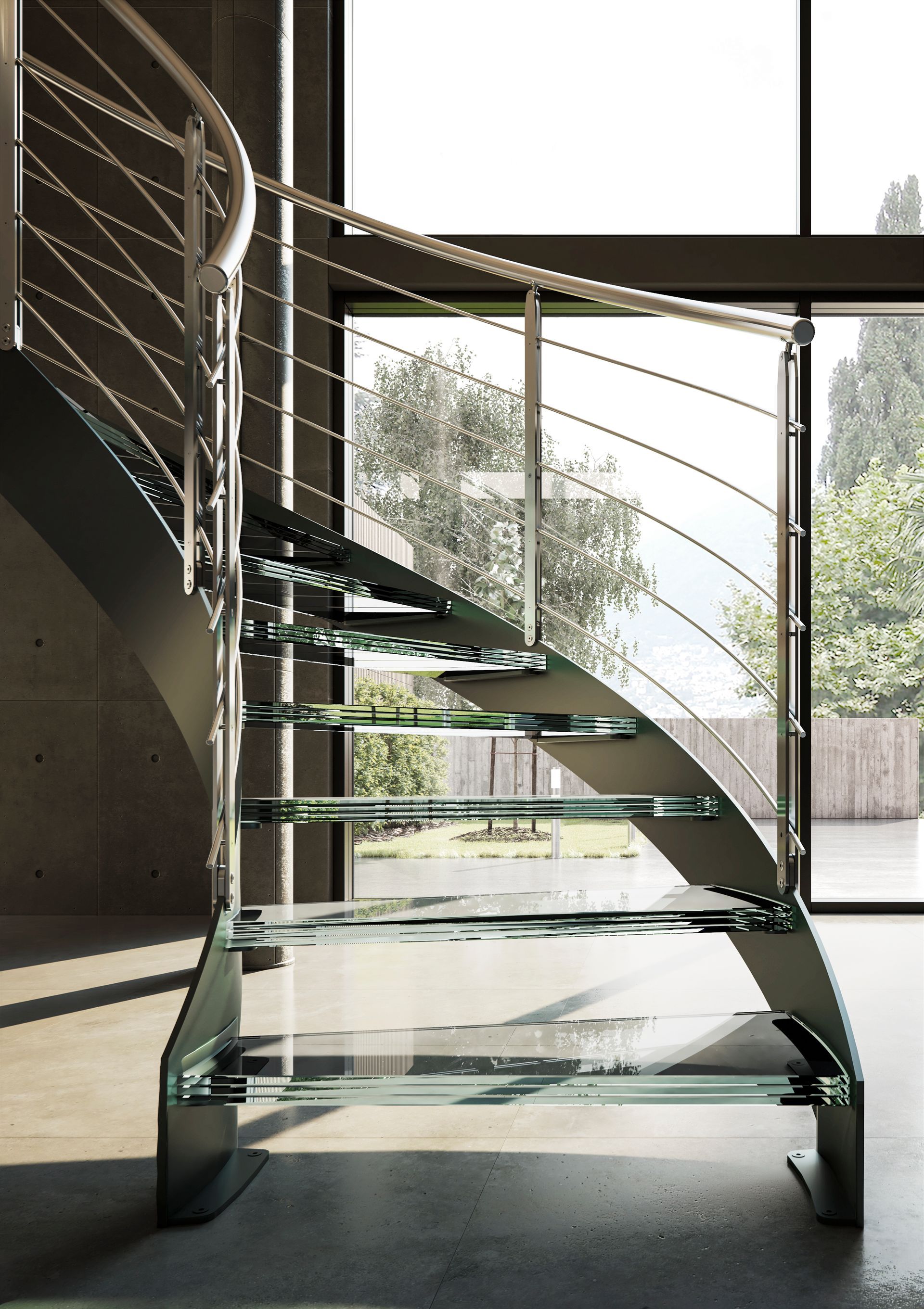 Scala moderna in vetro con ringhiera in metallo curvato in un interno luminoso e minimalista.