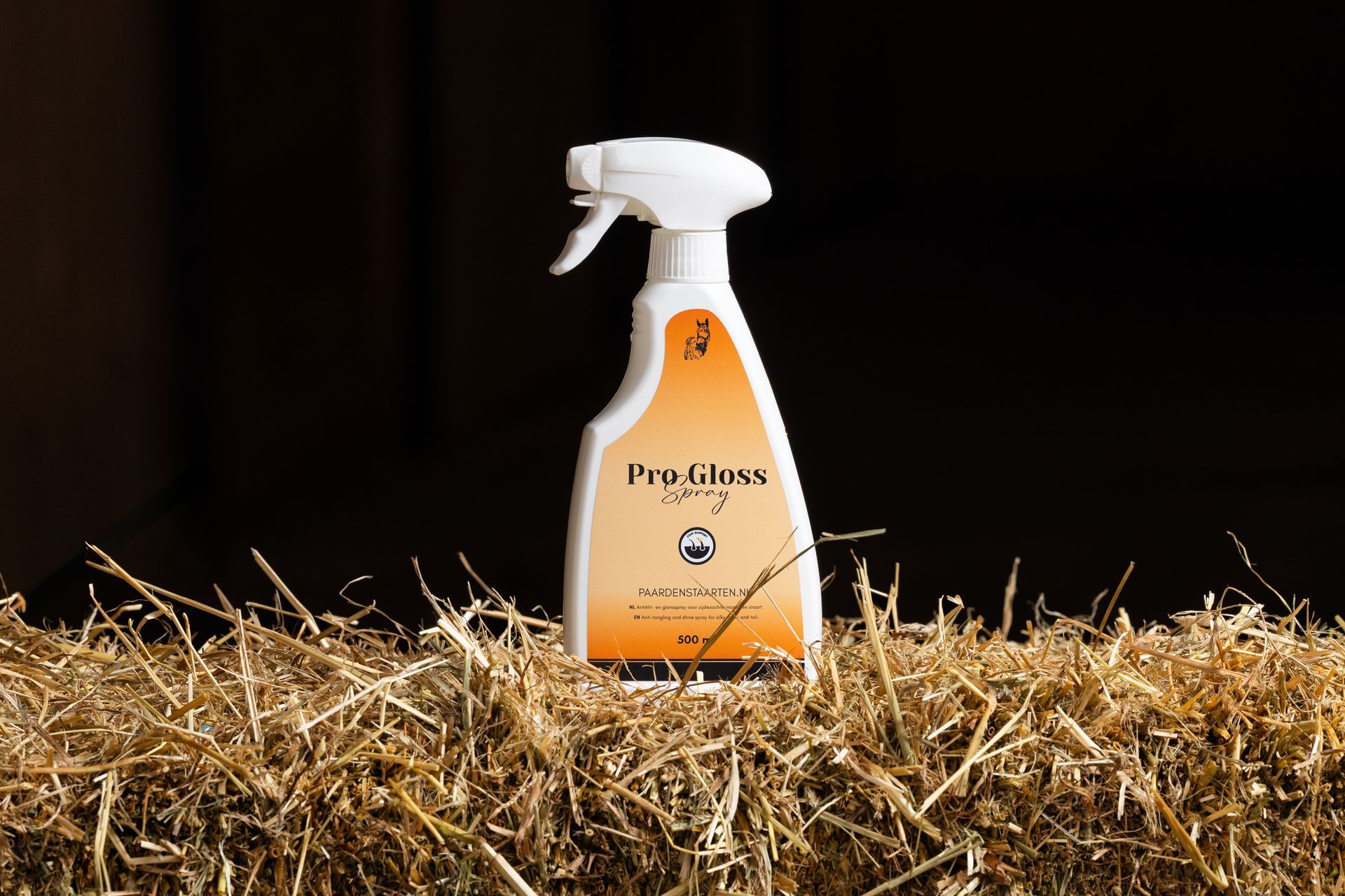 Laat de vacht schitteren! Sneldrogende spray voor een prachtige glans, extra verzorging en een gezonde uitstraling.