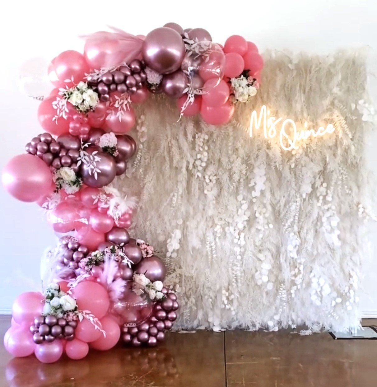 Large pink organic balloon garland