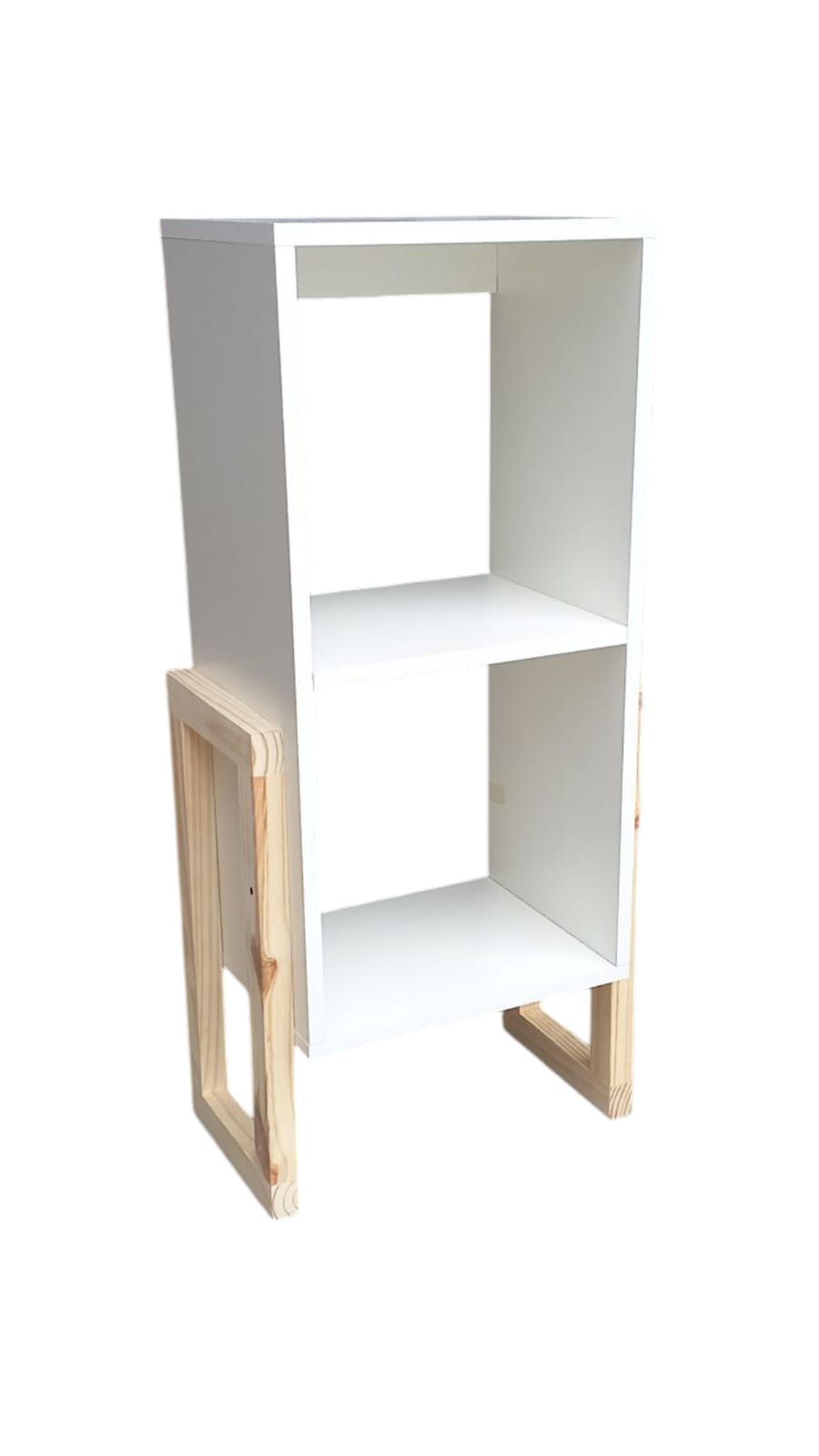 Biblioteca cubo. Pata retro o pata nordica