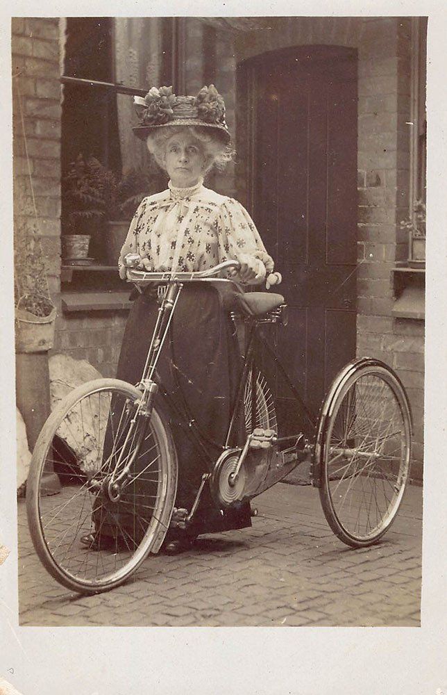 Postcards & Cigarette Cards 2