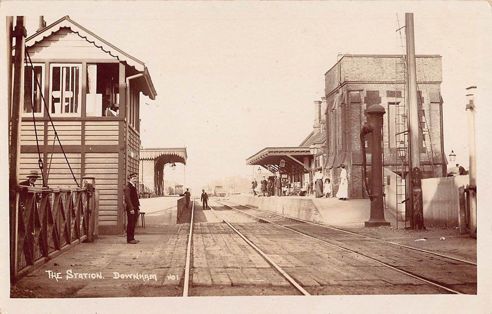 Postcards & Cigarette Cards 11