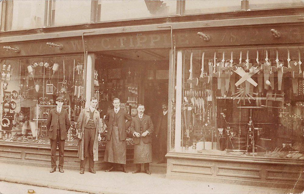 Postcards & Cigarette Cards 7