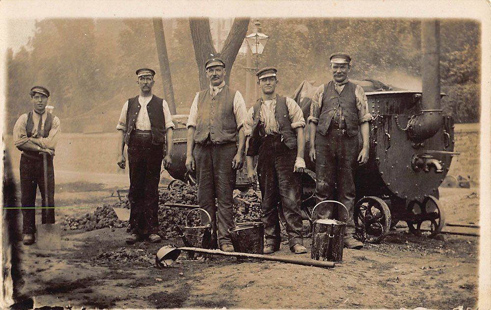 Postcards & Cigarette Cards 9