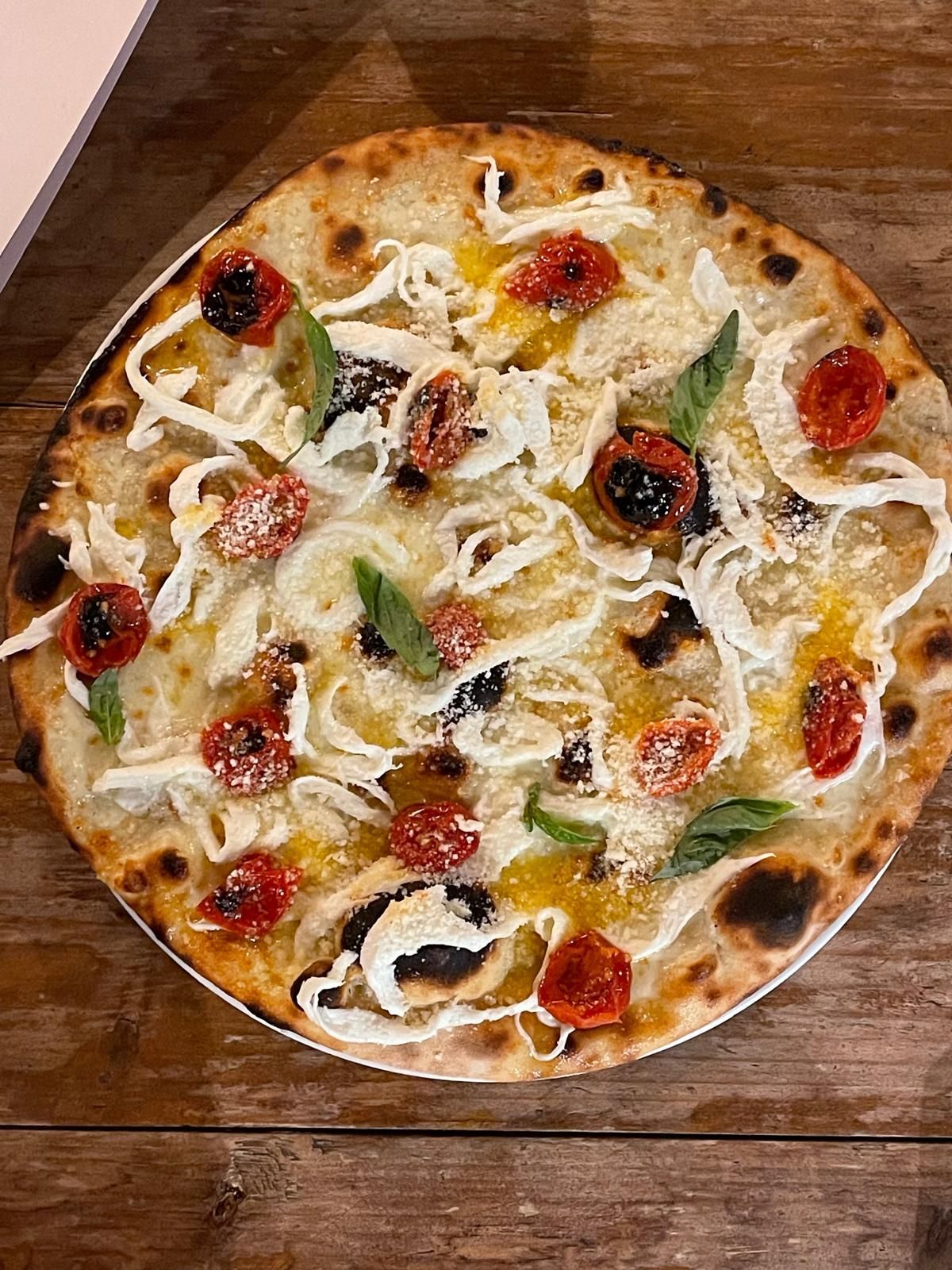 Pizza margherita 2.0 gourmet