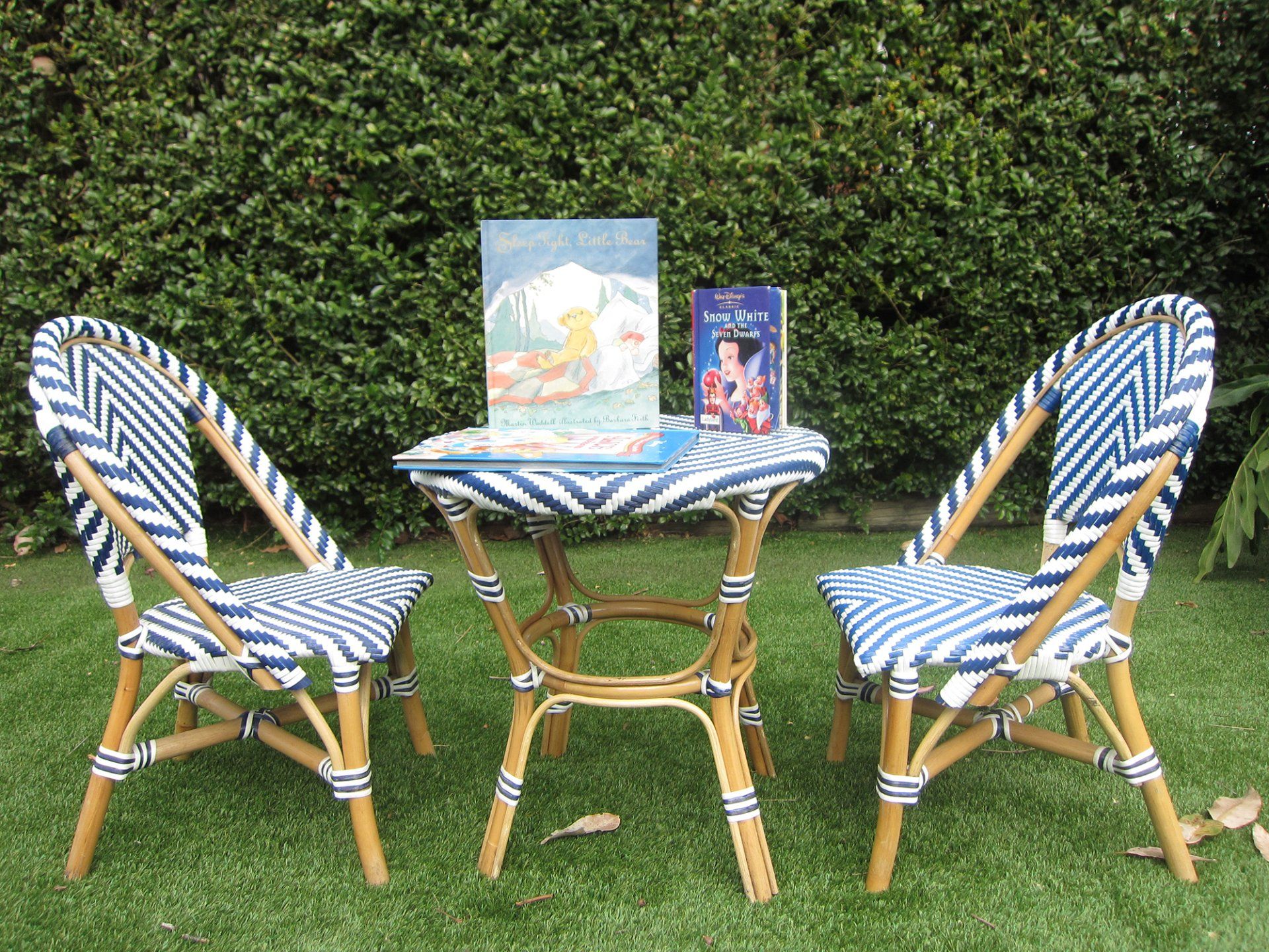Outdoor Table and Chairs — Meadowbank NSW — Little Stars Kindergarten