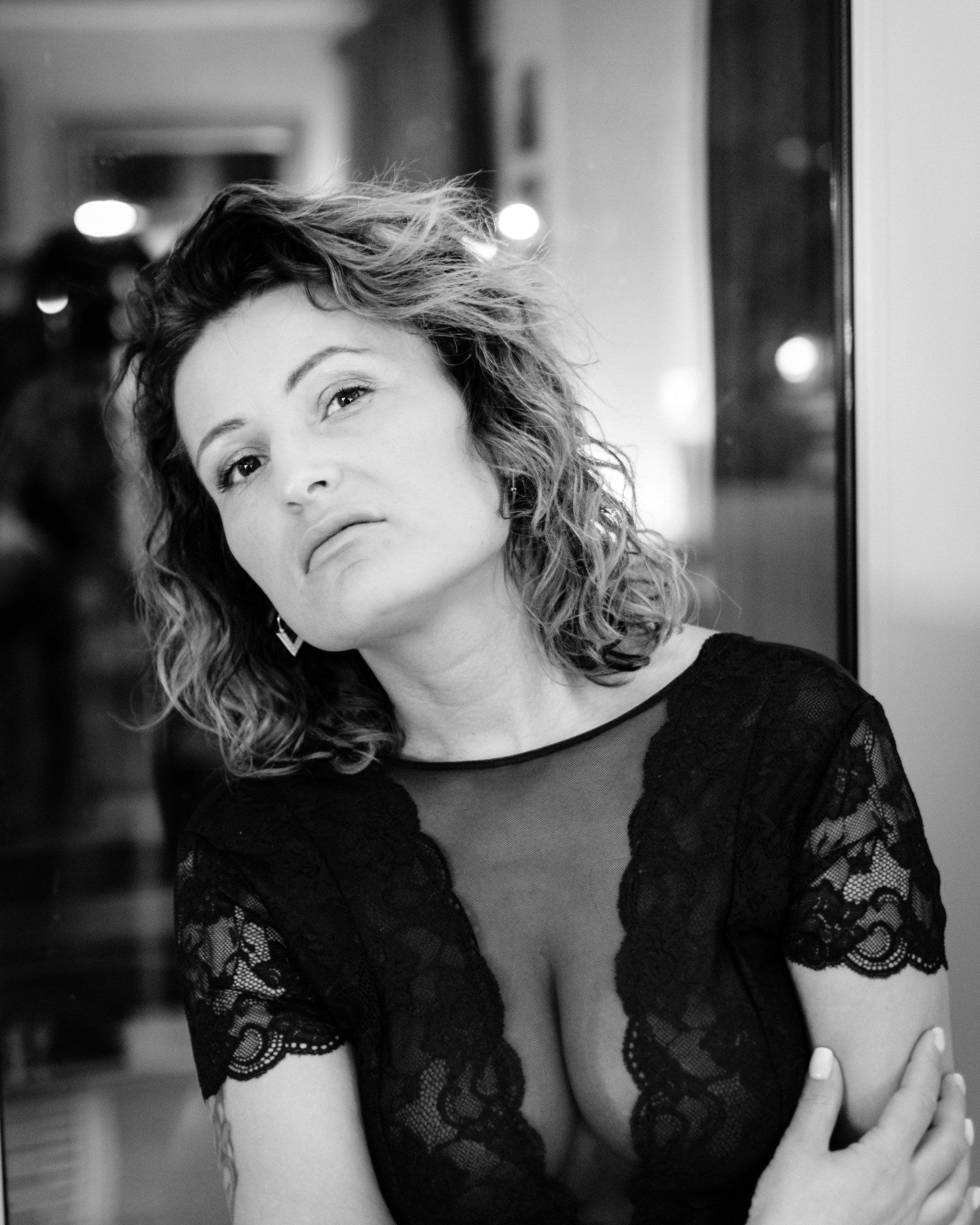 beautiful woman portrait in black and white