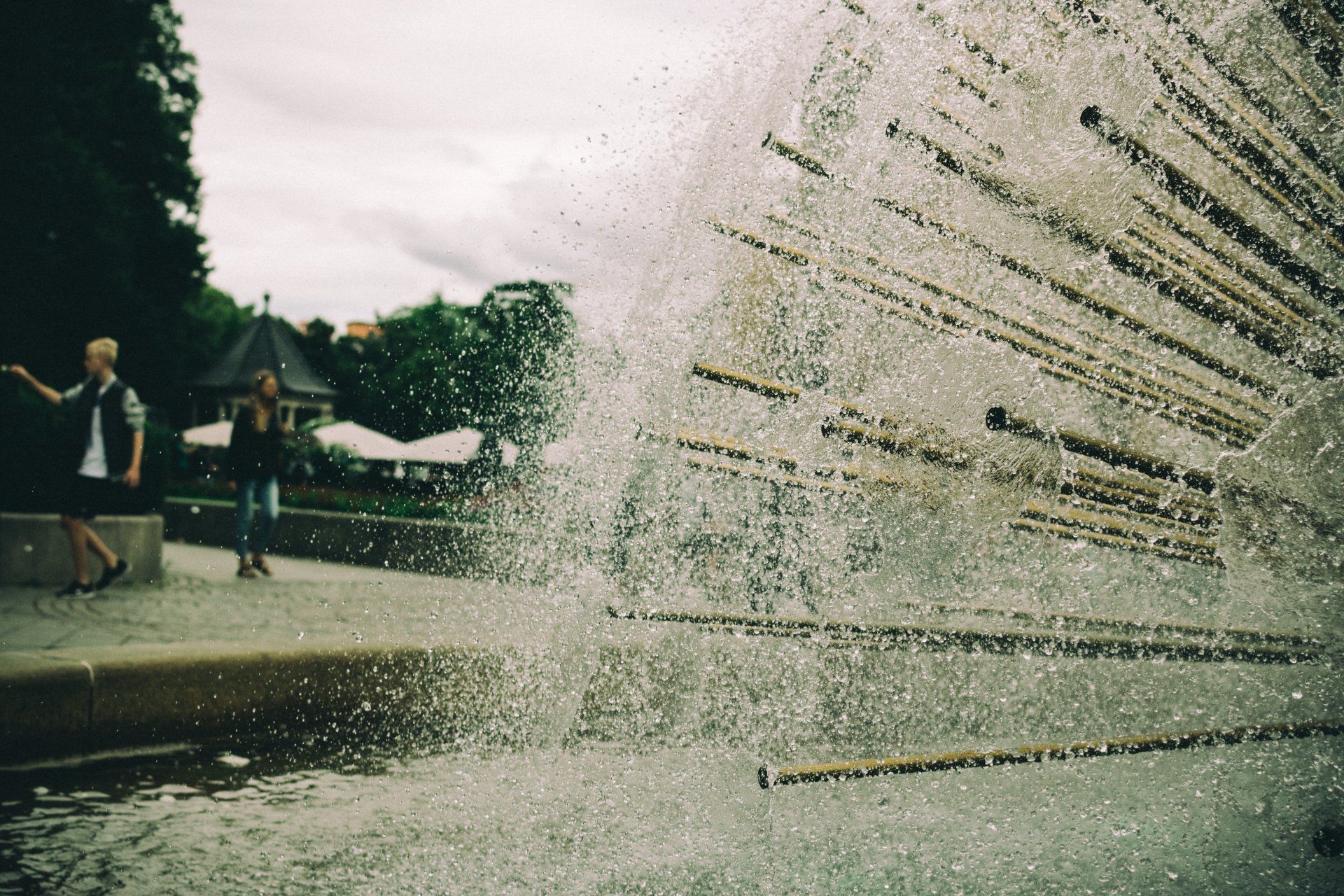 oslo water fountain city line lines street
