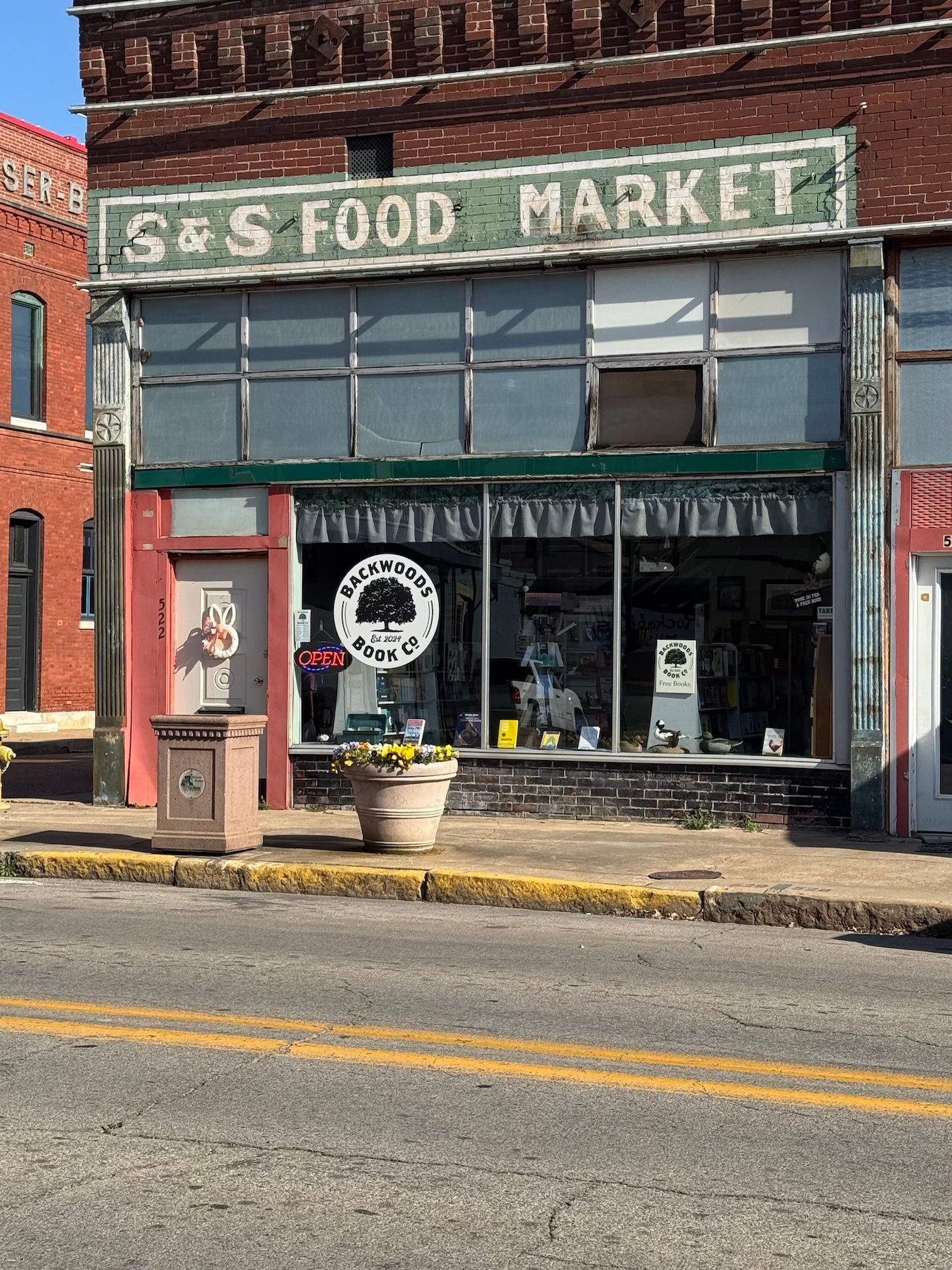 an outside view of the backwoods baptist bookstore storefront