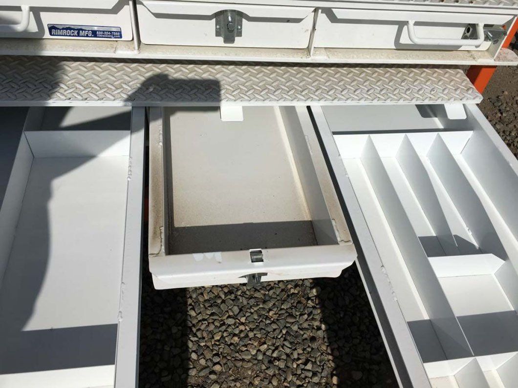 Rim rock tool box Clearance