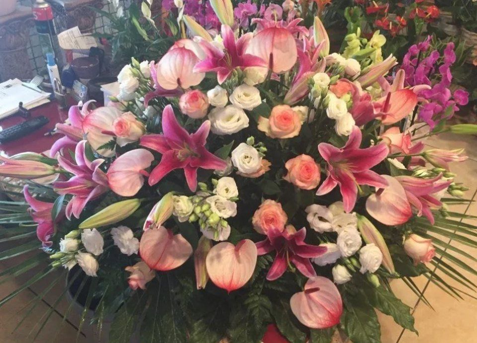 Allestimenti funebri di fiori