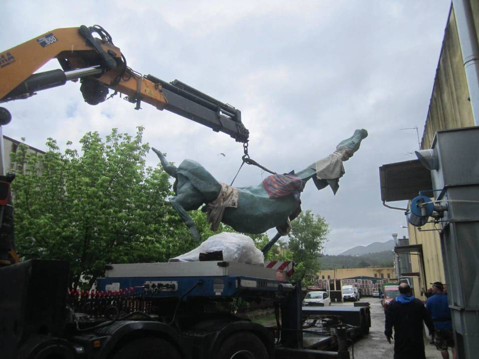 sollevazione con gru