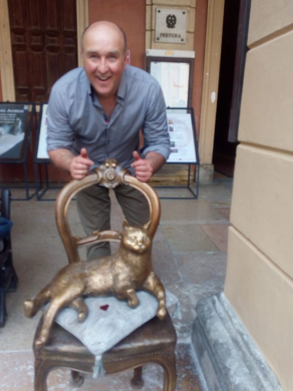 Sedia con gatto in bronzo della Fonderia d'Arte di Firenze