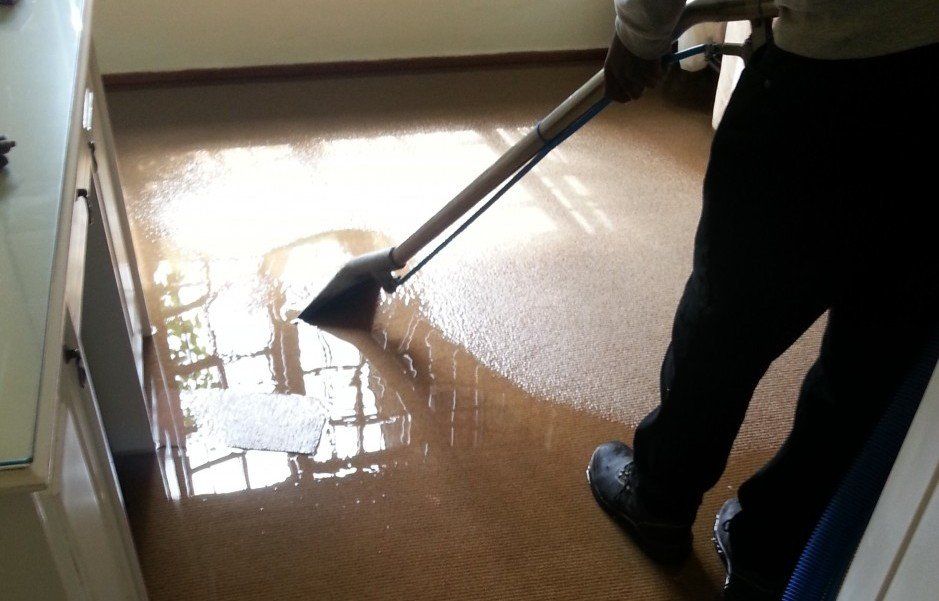 FLOOD WATER CLEANUP