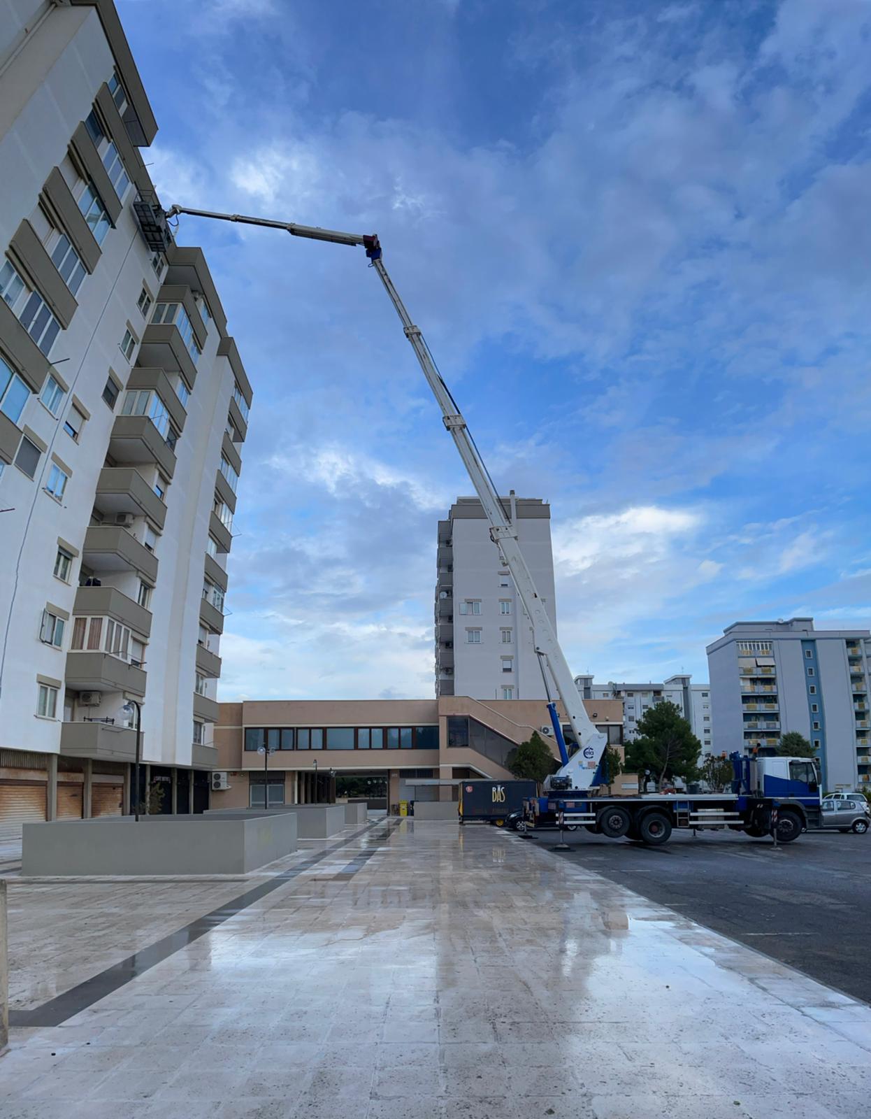 Braccio meccanico in funzione