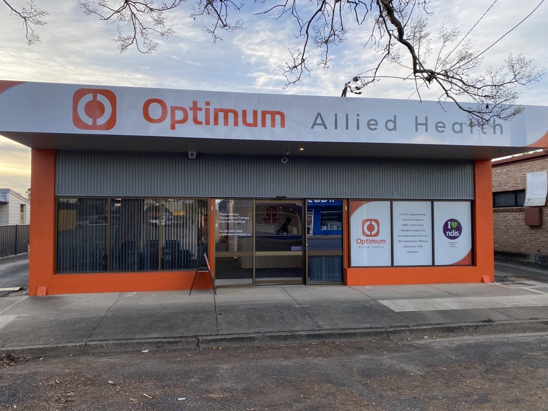 Infront of health cilinc