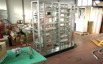 scaffalatura per materiale elettrico