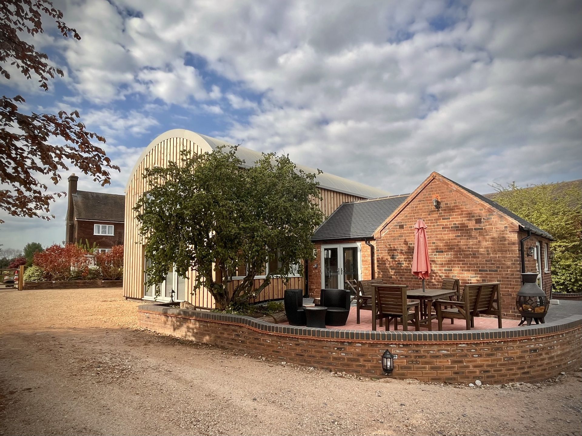 Deanslade social area