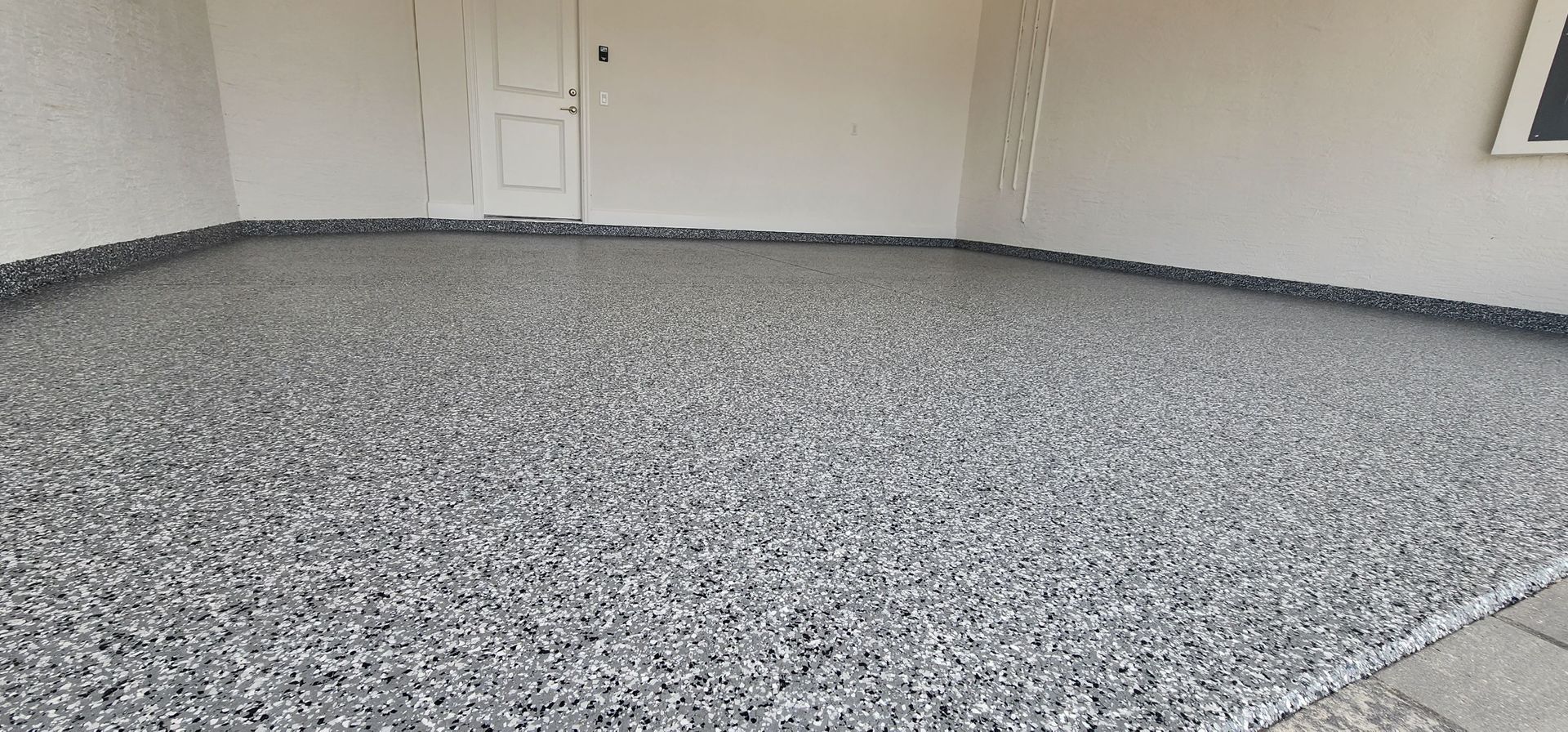 Polyurea Vs. Epoxy: Unveiling The Superior Choice For Your Garage Floor