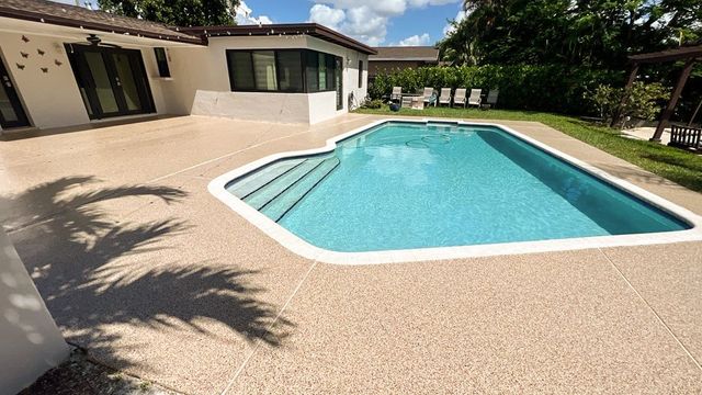 Swimming Pool Deck Paint Is Paint The Best For A Concrete Pool Deck,