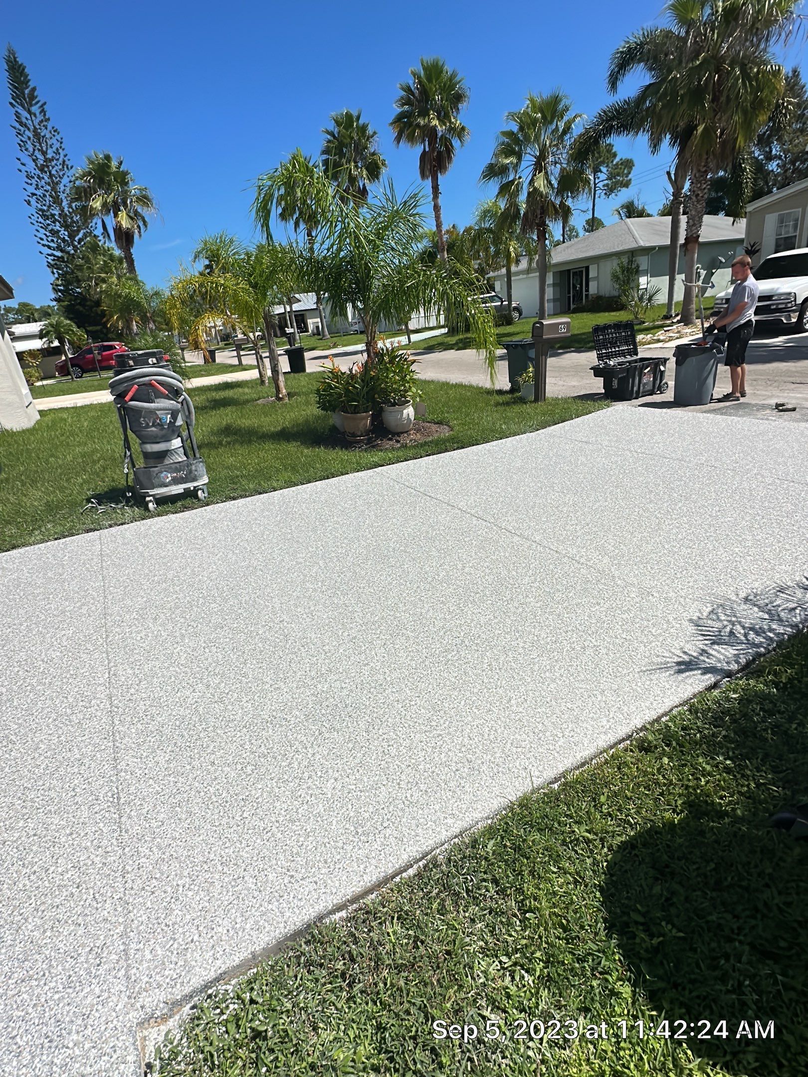 Why Choose Concrete Covering Floors for Your Florida Home