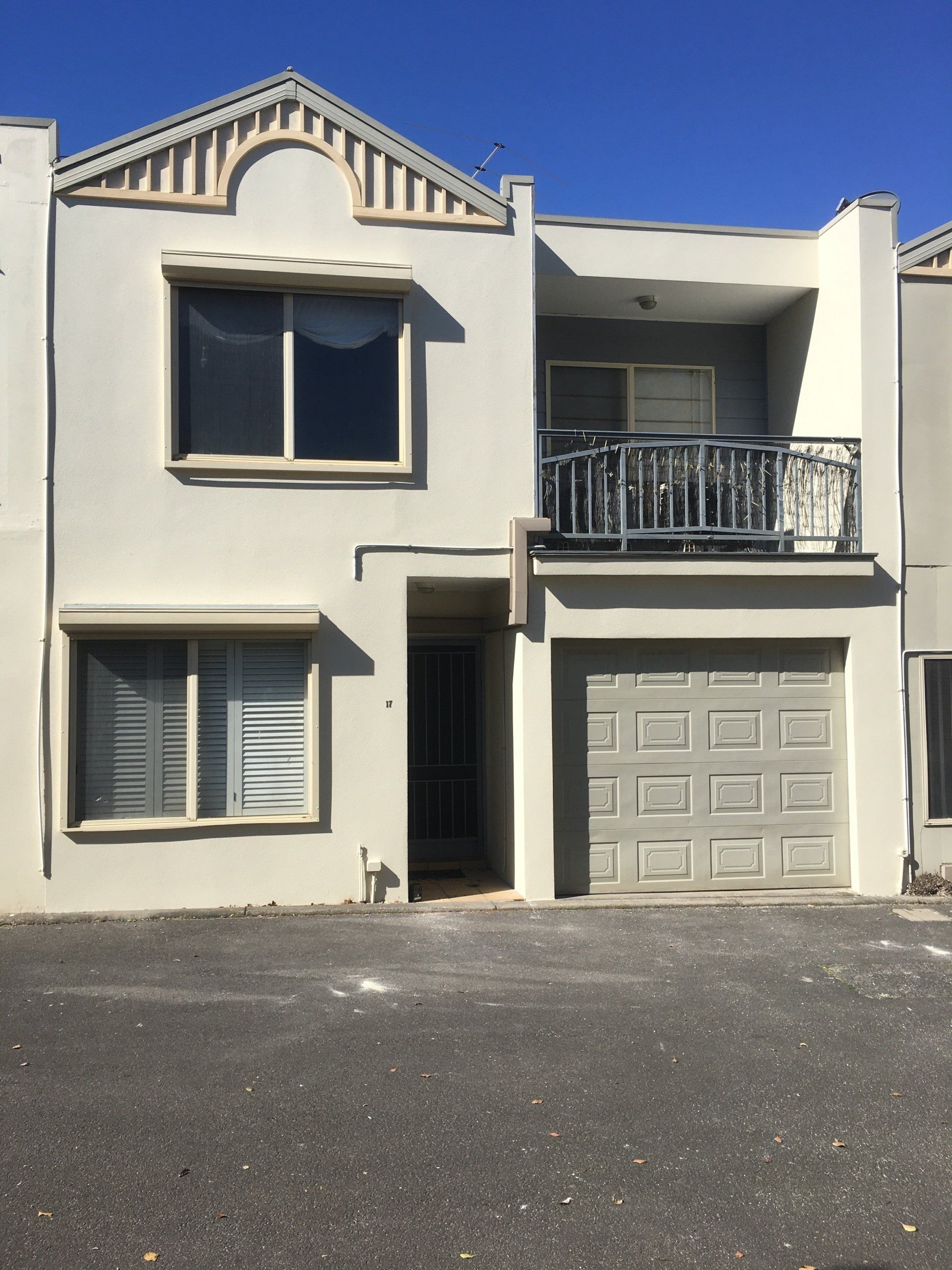 house rendering, render crack repairs, render repairs