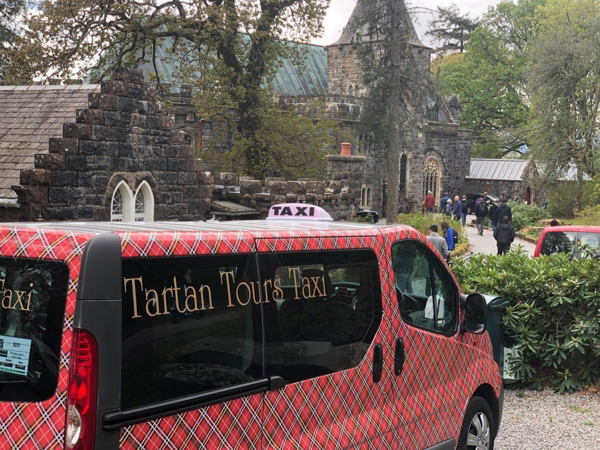 tartan travel bus tours
