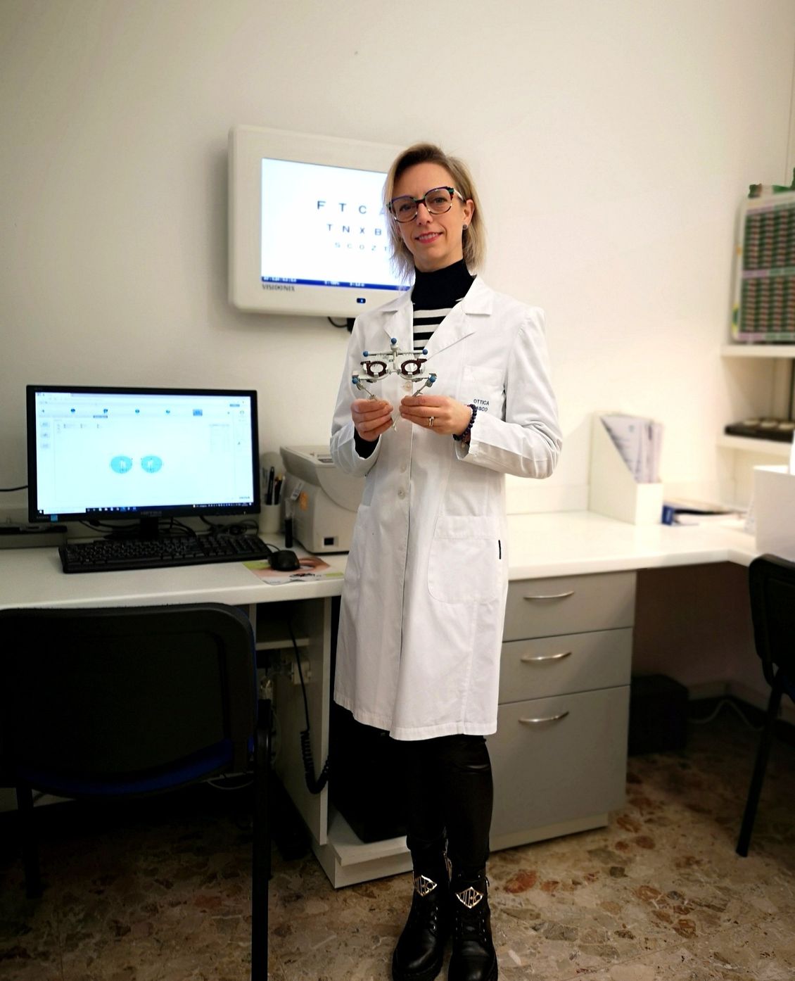 Francesca Casco in laboratorio Ottico