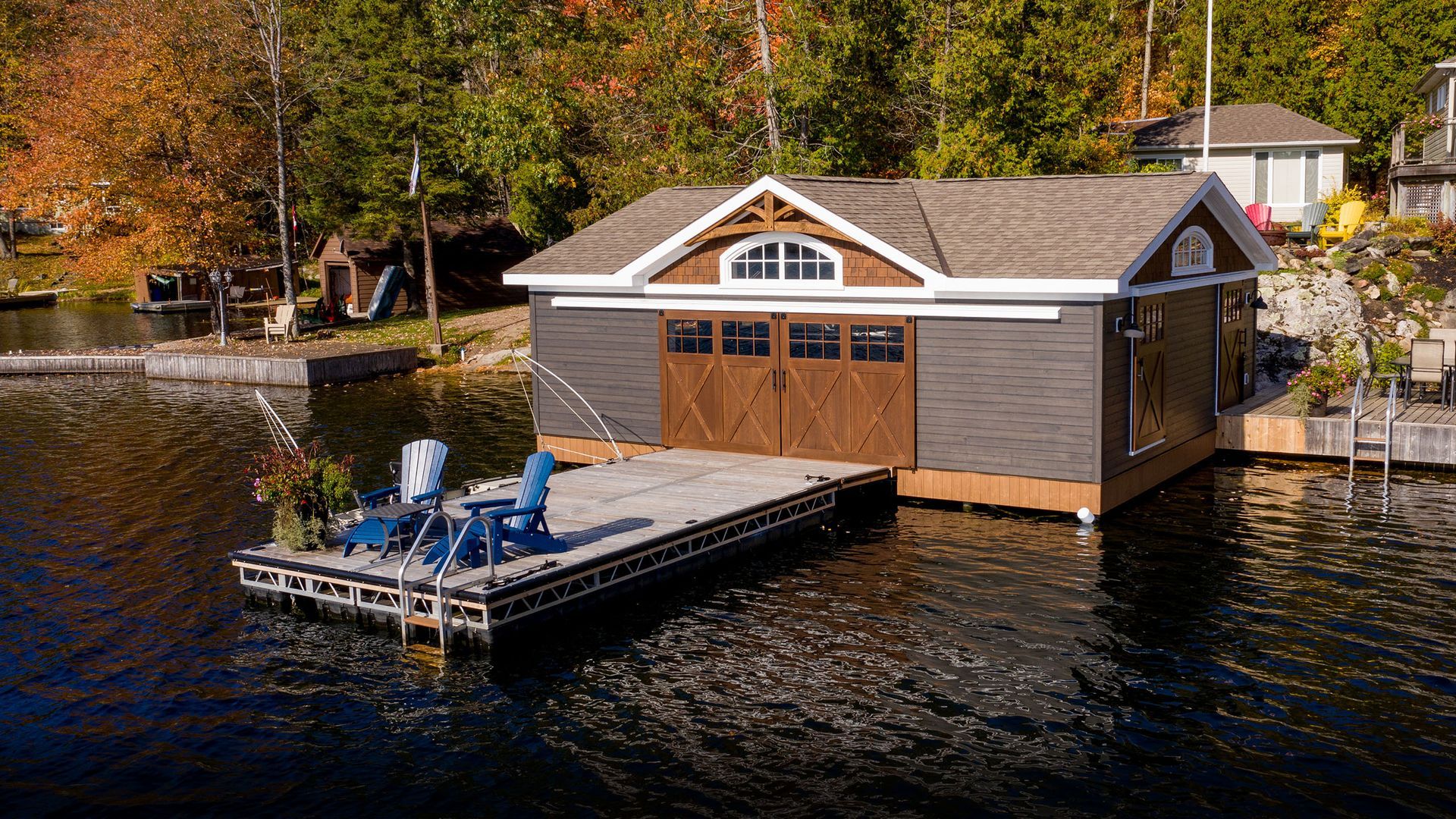 Alt text Four Point Construction Image Slider