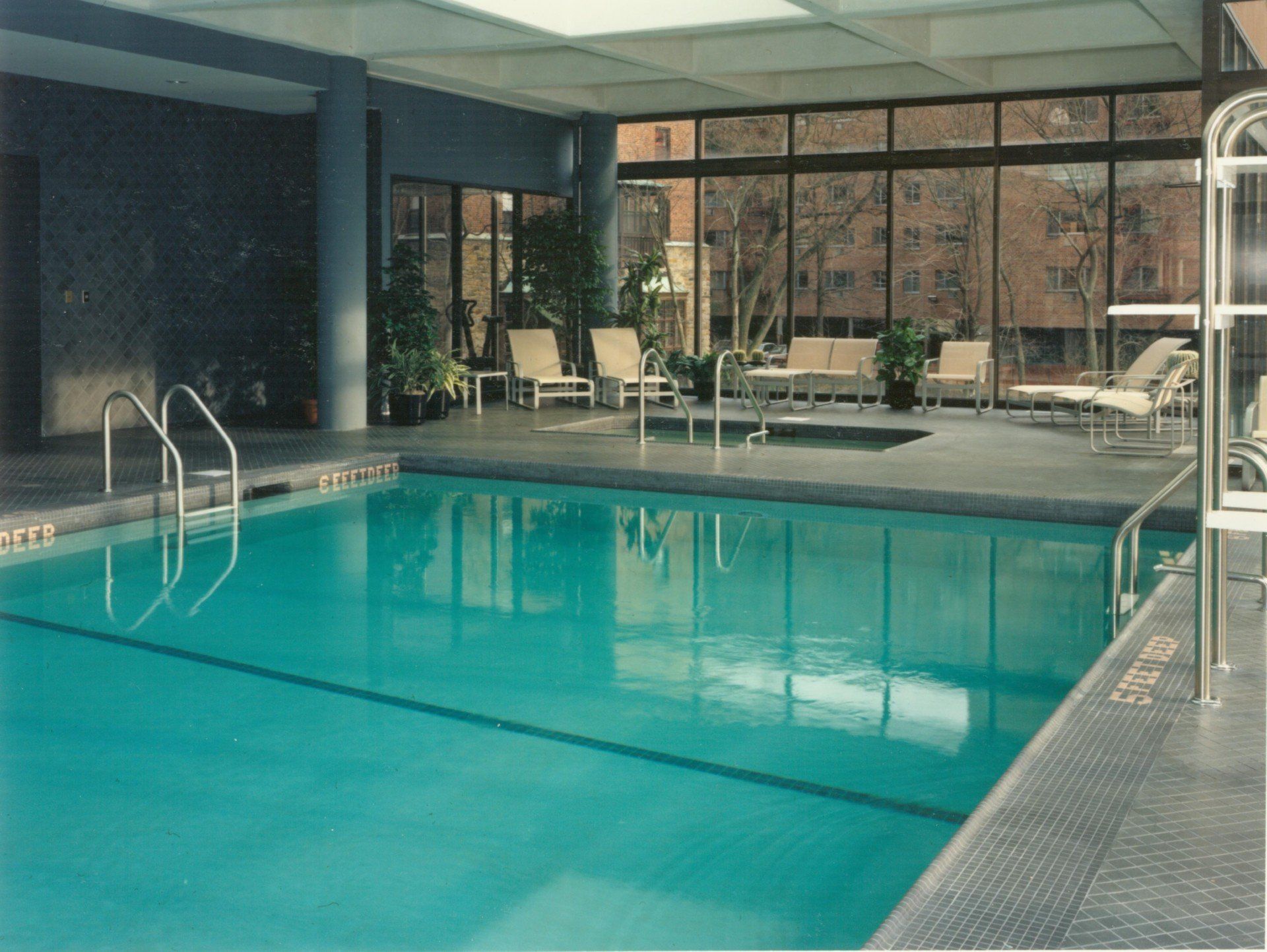 The Classic of Hartsdale Swimming Pool