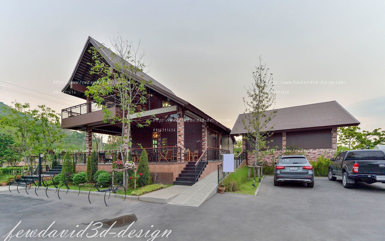 ร้านกาแฟ Little Forest Coffee House ตั้งอยู่ในพื้นที่ธรรมชาติแก่งกระจาน โดดเด่นด้วยดีไซน์ที่ผสมผสานระหว่างอิฐและไม้พร้อมระเบียงชั้นบนสำหรับชมวิว