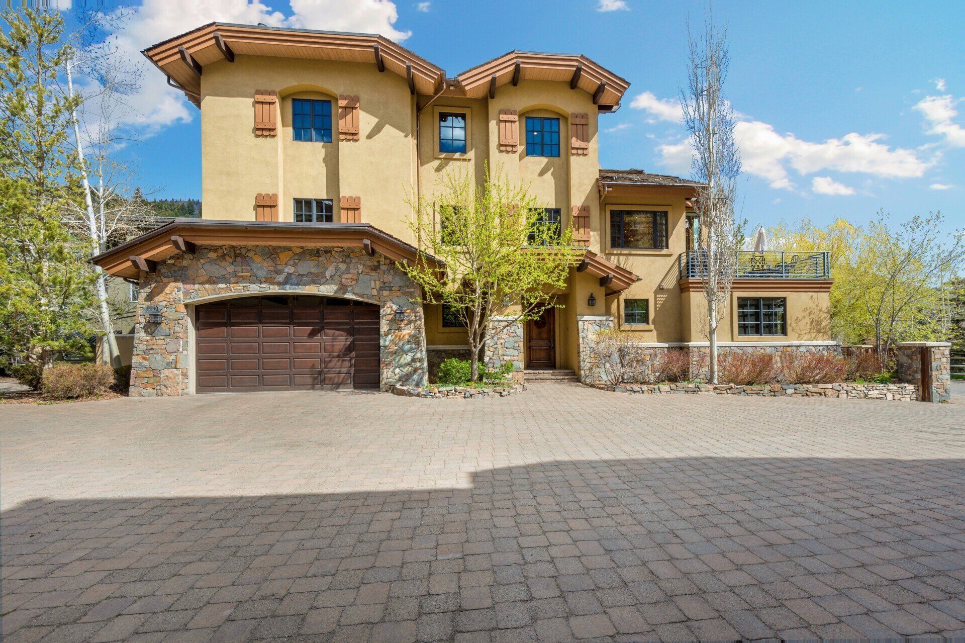 HEMINGWAYS, SUN VALLEY ID