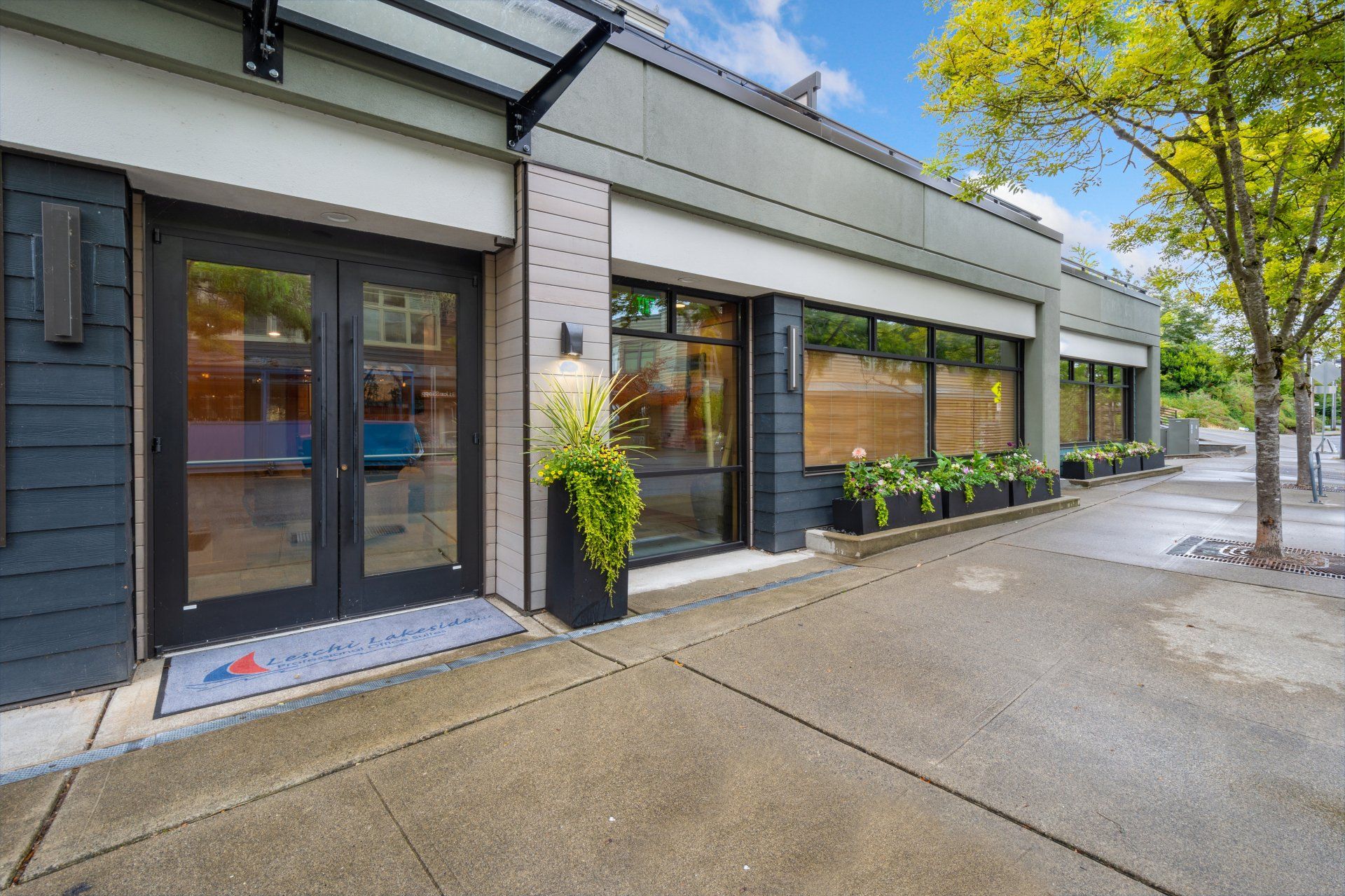 Business District Leschi