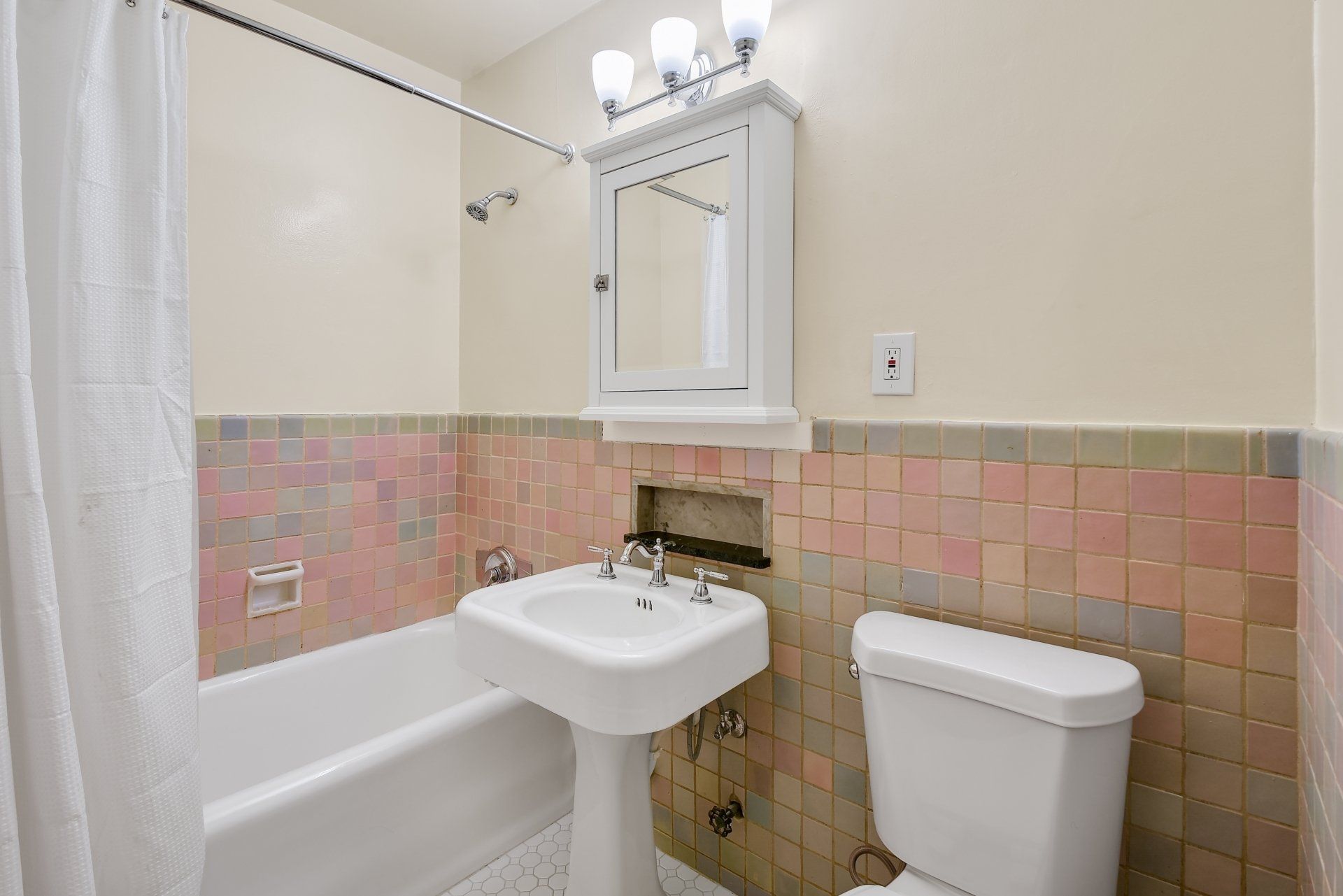 GLEN EDEN APARTMENTS Leschi Lakeside Property Management