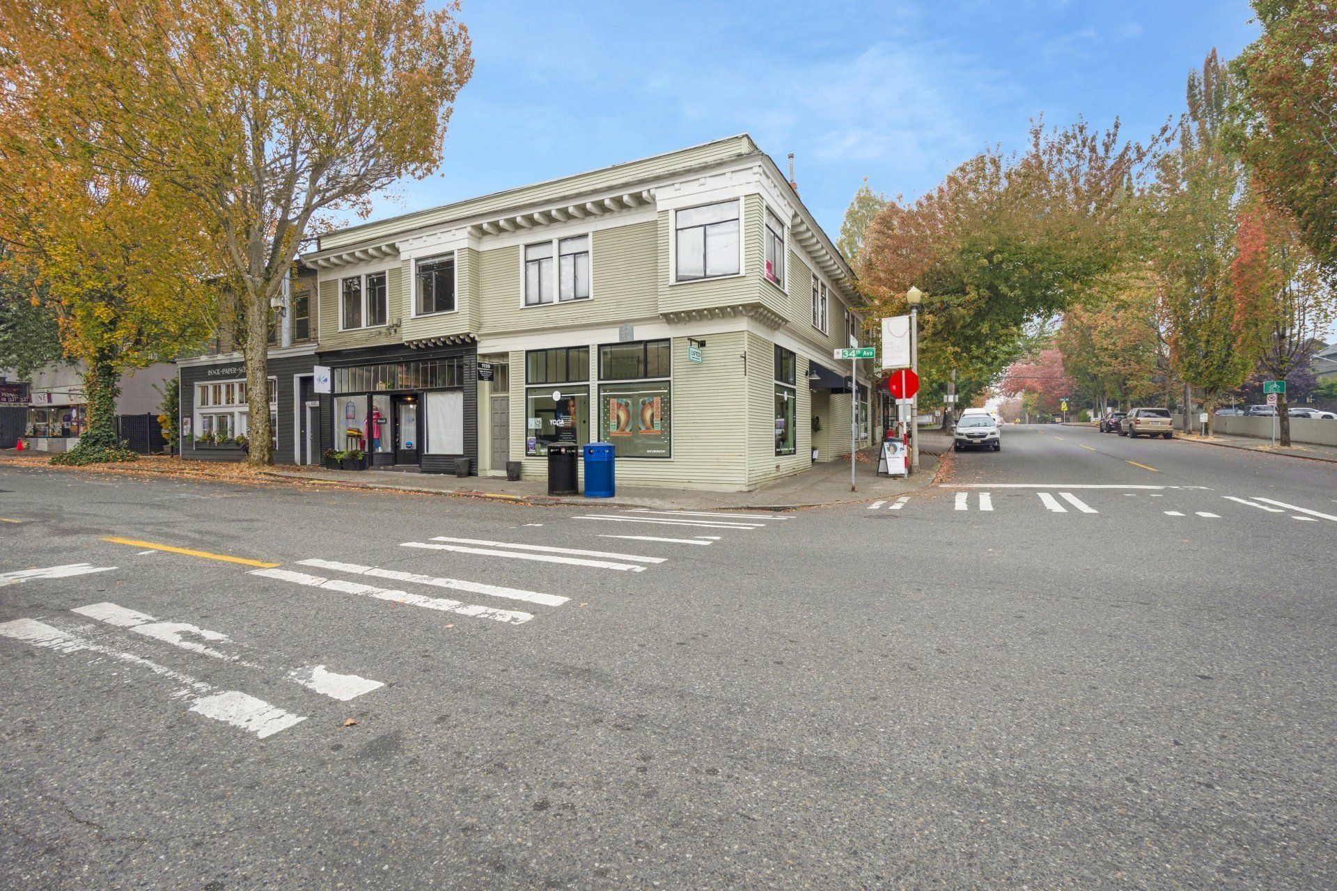 MADRONA Leschi Lakeside Property Management